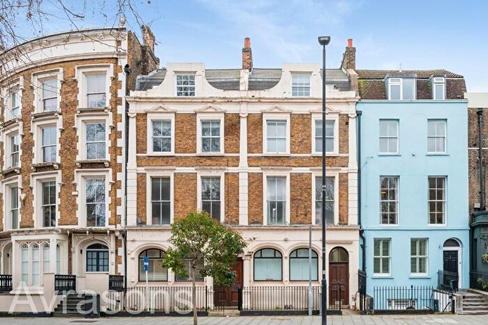 2 Bedroom Flat To Rent In Kennington Road, Lambeth North, SE1