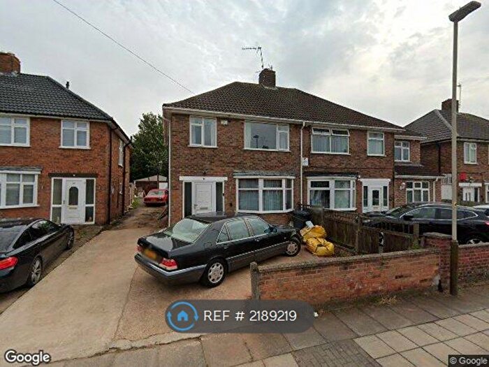 3 Bedroom Semi-Detached House To Rent In Padstow Road, Leicester, LE4