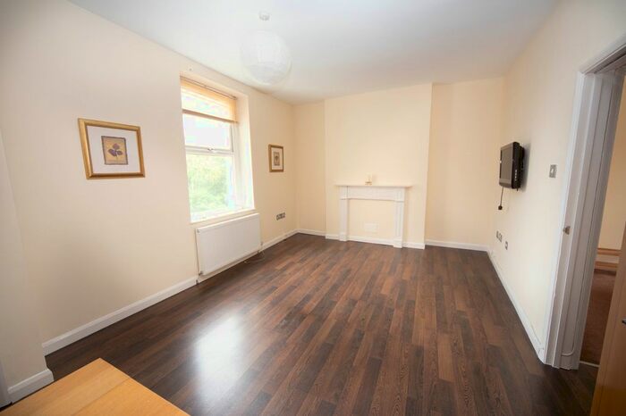 1 Bedroom Flat To Rent In James Street, Cardiff Bay, Cardiff, CF10