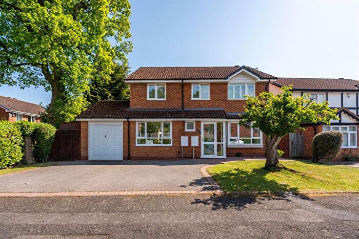 4 Bedroom Detached House For Sale In Needhill Close, Knowle, B93