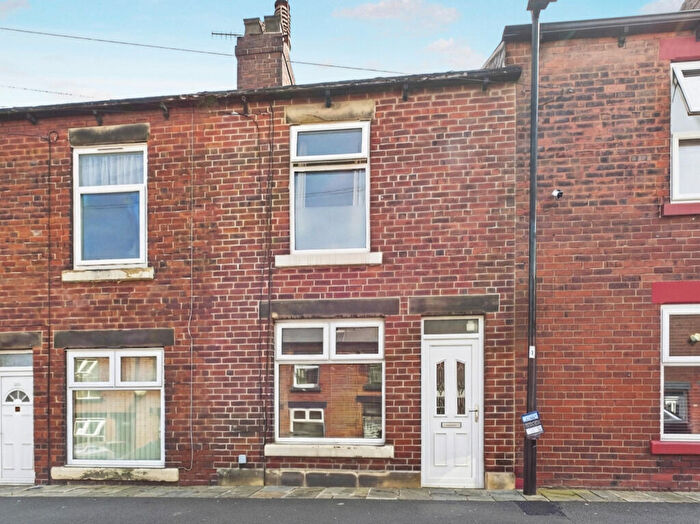 3 Bedroom Terraced House For Sale In Dinnington Road, Woodseats, Sheffield, S8