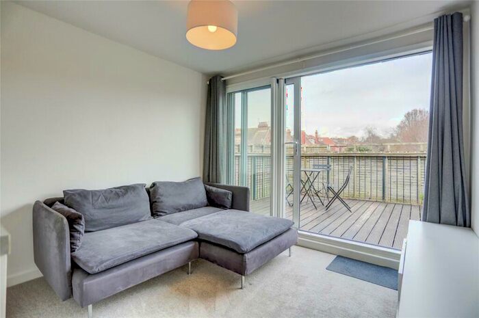 1 Bedroom Flat To Rent In Wilbury Avenue, Hove, BN3