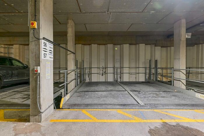 Garage / Parking To Rent In Altitude Apartments, East Croydon, Croydon, CR0