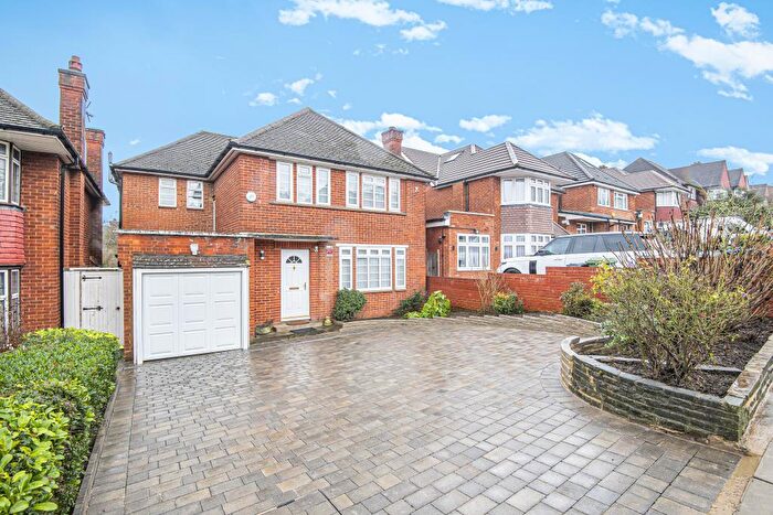 5 Bedroom Detached House To Rent In The Paddocks, Wembley, HA9
