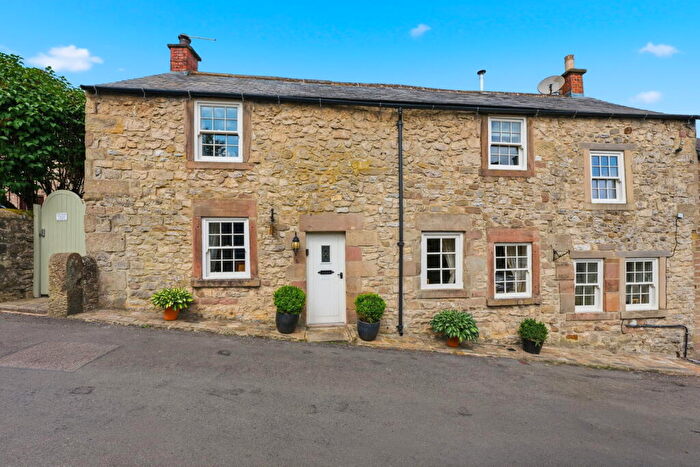 5 Bedroom Link Detached House For Sale In East Bank, Winster, Matlock, DE4