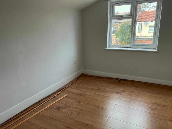 1 Bedroom Flat To Rent In Winchester Road, London, N9
