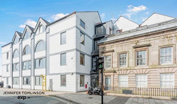 1 Bedroom Flat For Sale In Canning Street, Birkenhead, CH41