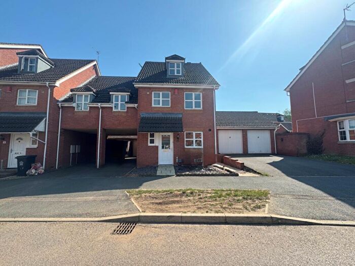 5 Bedroom Semi-Detached House To Rent In Wainwright Avenue, Hamilton, LE5