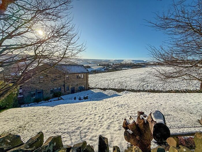 4 Bedroom Detached House For Sale In Allergill Park, Upperthong, Holmfirth, HD9