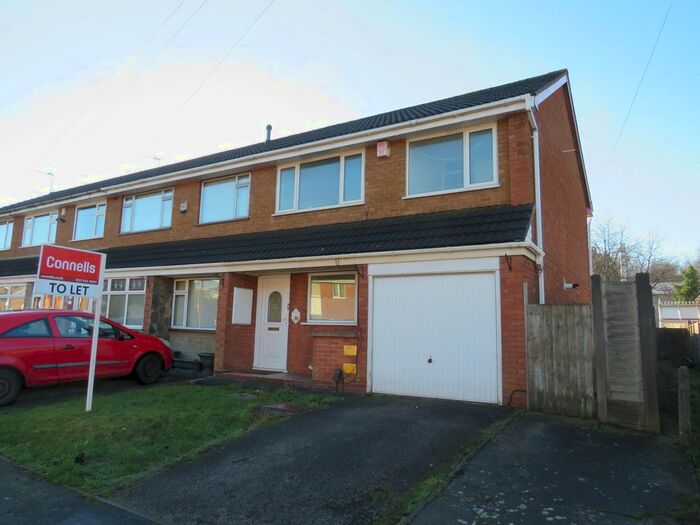 3 Bedroom Property To Rent In Warwick Gardens, Tividale, Oldbury B69