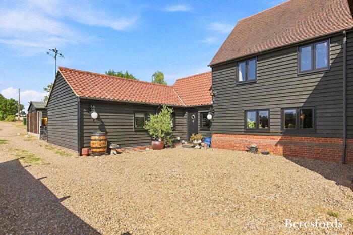 3 Bedroom Semi-Detached House For Sale In Southminster Road, St. Lawrence, CM0