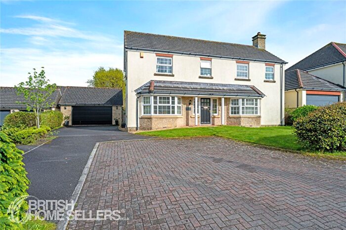4 Bedroom Detached House For Sale In Woodford Gardens, Barnstaple, Devon, EX32