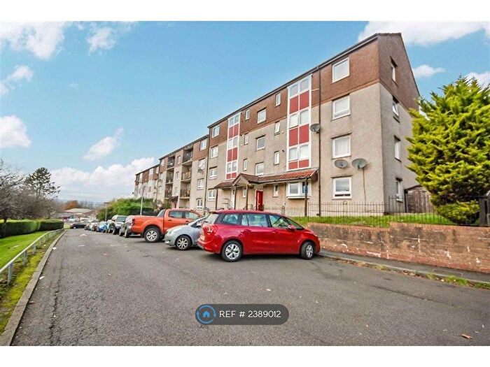 3 Bedroom Flat To Rent In Lawmuir Crescent, Clydebank, G81