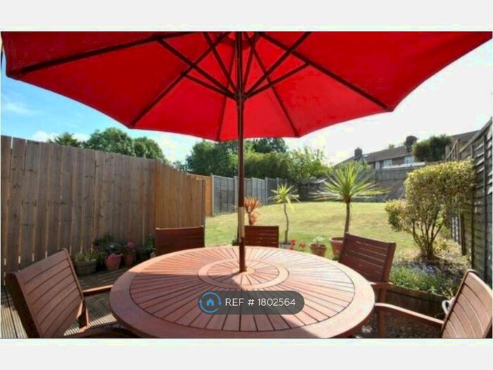 2 Bedroom End Of Terrace House To Rent In Ballamore Road, London, BR1