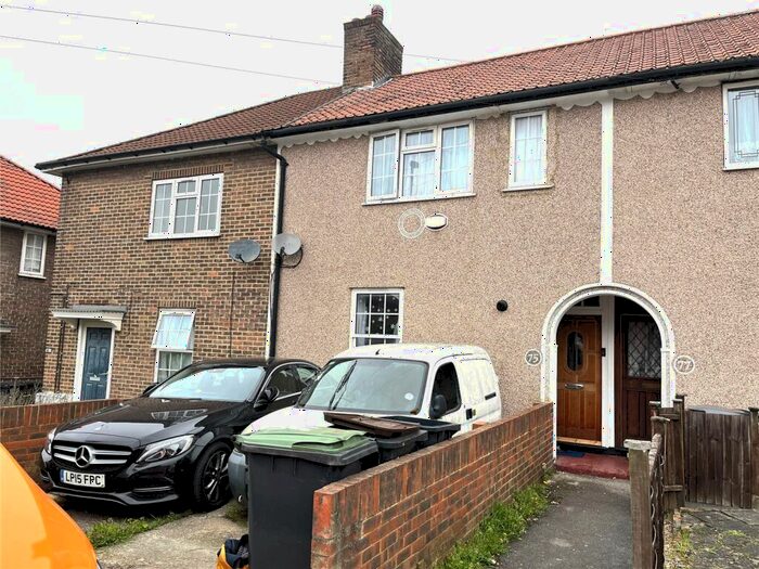 3 Bedroom Terraced House To Rent In Shroffold Road, Bromley, BR1