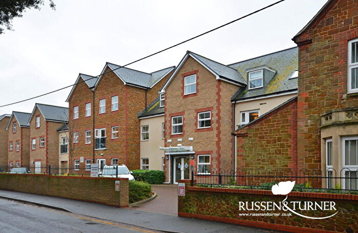 1 Bedroom Apartment For Sale In Eastlands Grange, Hunstanton, PE36