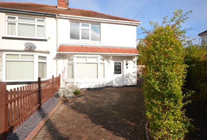 2 Bedroom Semi Detached House To Rent In Pear Tree Avenue, Crewe, CW1
