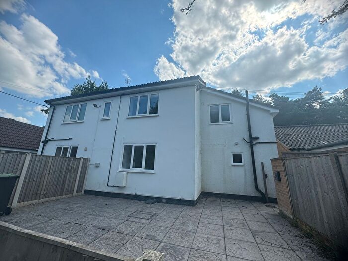 3 Bedroom Property To Rent In Longdale Lane, Ravenshead, Nottingham, NG15