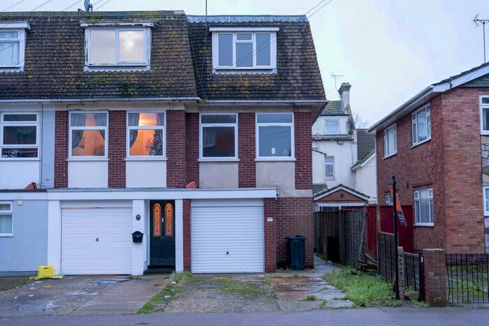 3 Bedroom End Of Terrace House To Rent In C Penfold Road, Clacton-On-Sea, Essex, CO15