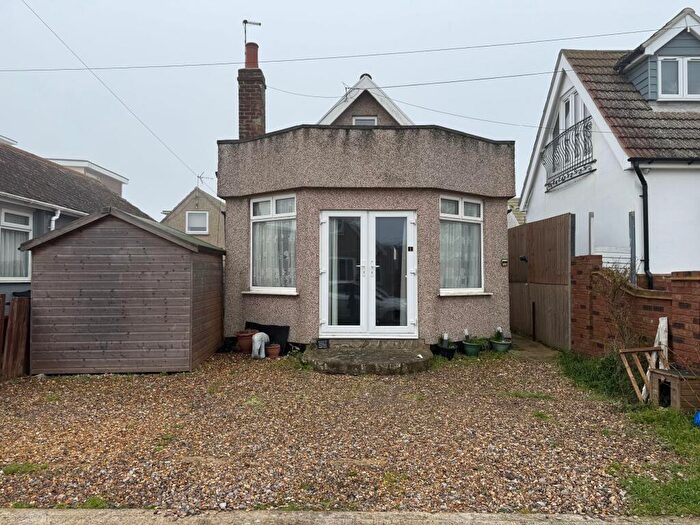 1 Bedroom Detached House To Rent In Sea Holly Way, Jaywick, Clacton-on-Sea, CO15