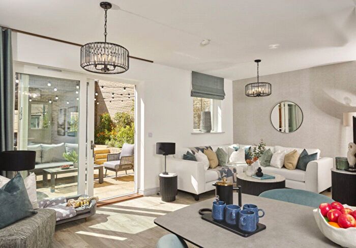 4 Bedroom Town House For Sale In Gillyflower Lane, Stonebond At Waterbeach, Cambridge, CB25