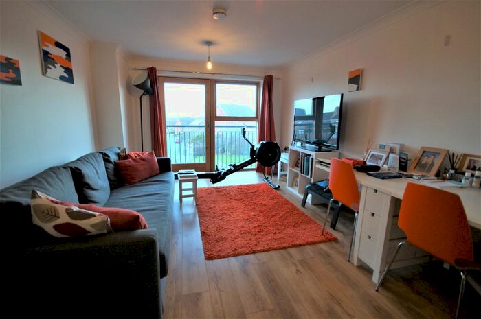 2 Bedroom Flat To Rent In Kynner Way, Coventry, CV3