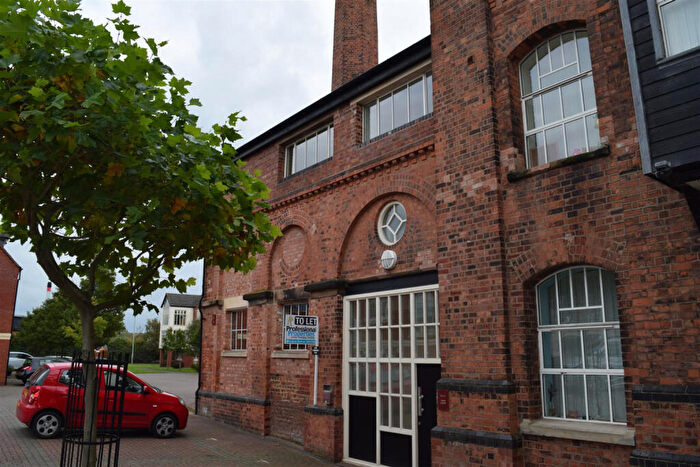 1 Bedroom Apartment To Rent In Tiger Court, Burton-On-Trent, Staffordshire, DE14