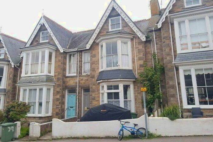 Studio To Rent In Morrab Road, Penzance, TR18