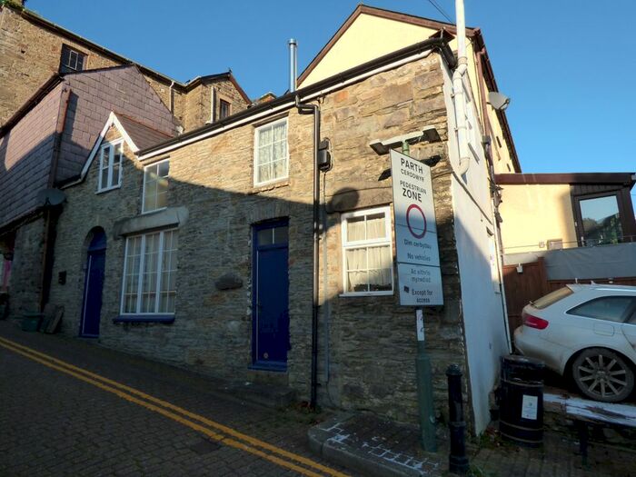 2 Bedroom Property To Rent In Lon Wesley, Llandysul, Carmarthenshire, SA44