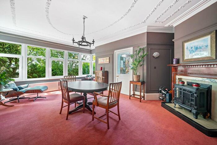5 Bedroom Detached House For Sale In Cornwall Road, Harrogate, HG1