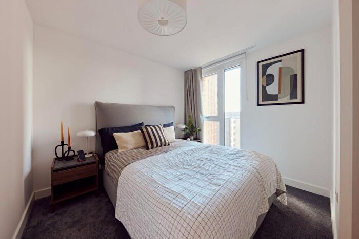 2 Bedroom Apartment To Rent In The Junction, Whitehall, Leeds, West Yorkshire, LS12