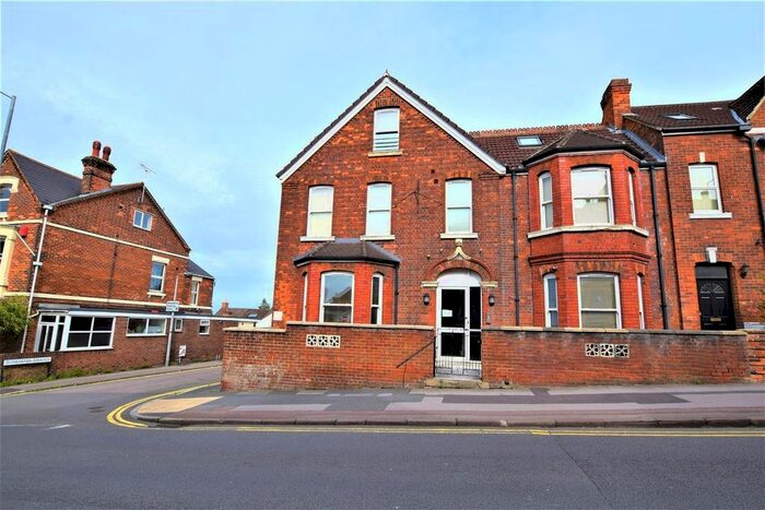 1 Bedroom Flat To Rent In Victoria Road, Swindon, SN1