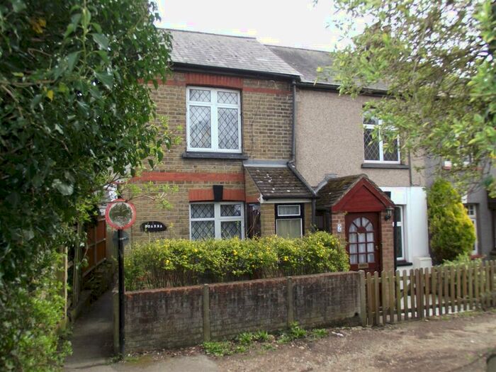 2 Bedroom End Of Terrace House To Rent In Princes Road, Hextable, BR8