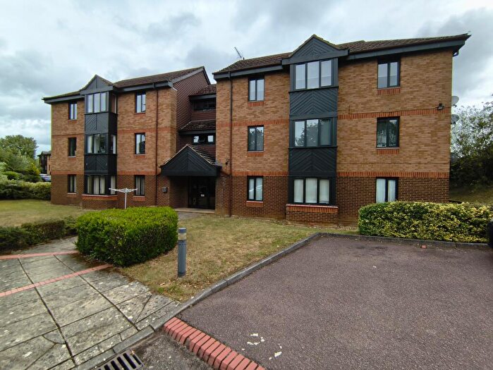 1 Bedroom Flat For Sale In Burgoyne Court, Willow Road, Potton, SG19