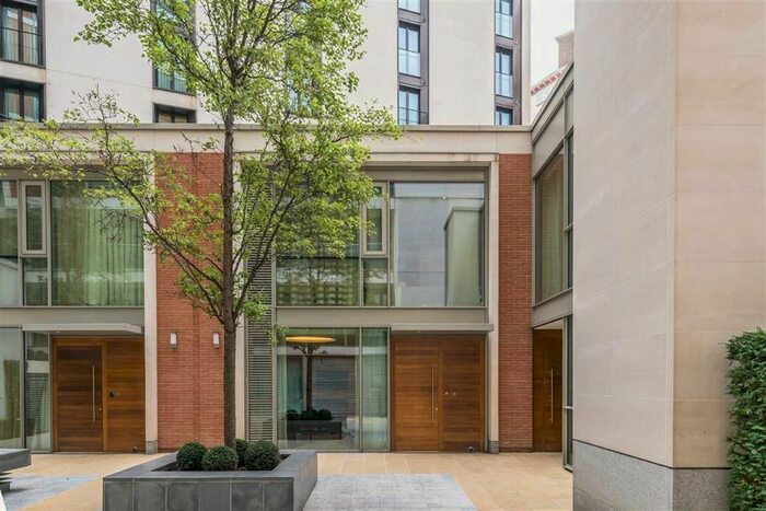 2 Bedroom Property To Rent In Knightsbridge, London, SW7