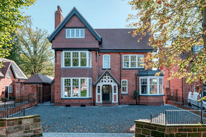 6 Bedroom Detached House For Sale In Normanhurst, Marlborough Avenue, Aston Fields, B60