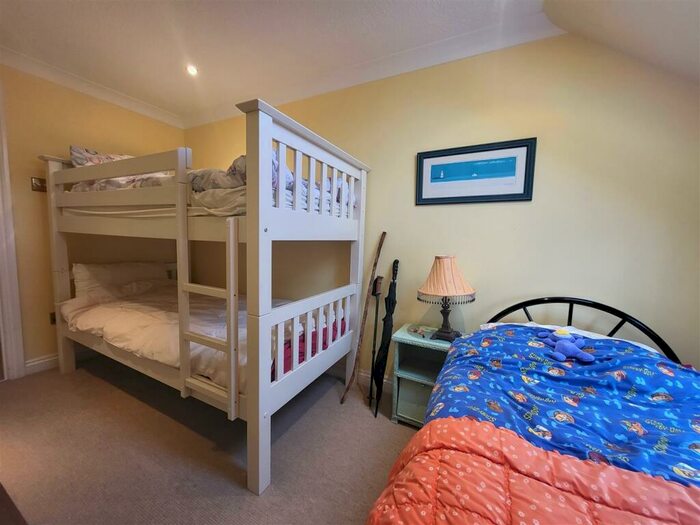 3 Bedroom Apartment For Sale In "Up Above" Flat, Cresswell Street, Tenby, Pembrokeshire., SA70