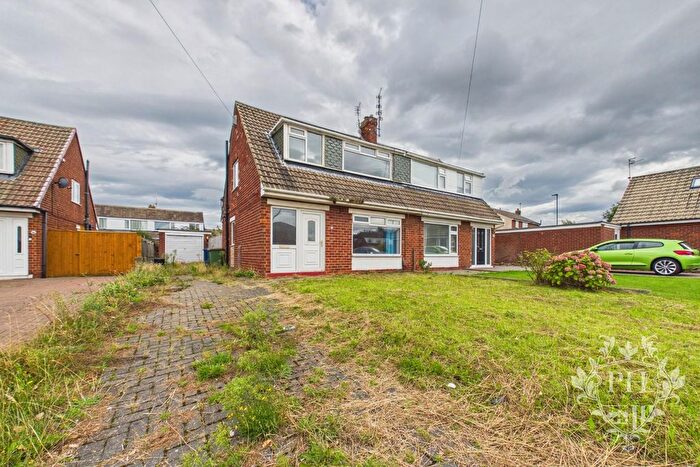 3 Bedroom Semi-Detached House For Sale In Churchill Drive, Marske-By-The-Sea, Redcar, TS11
