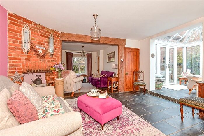 3 Bedroom Semi-Detached House For Sale In The Street, Boughton-Under-Blean, Faversham, Kent, ME13