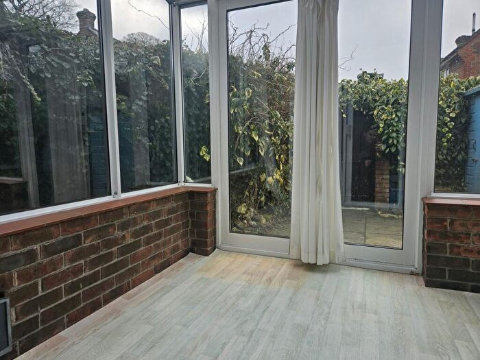 2 Bedroom End Of Terrace House To Rent In Barton Hill, Shaftesbury, Dorset, SP7
