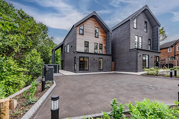 5 Bedroom Detached House For Sale In Compstall Road, Romiley, Stockport., SK6