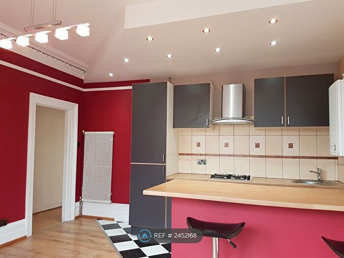 1 Bedroom Flat To Rent In Selhurst Road, London, SE25