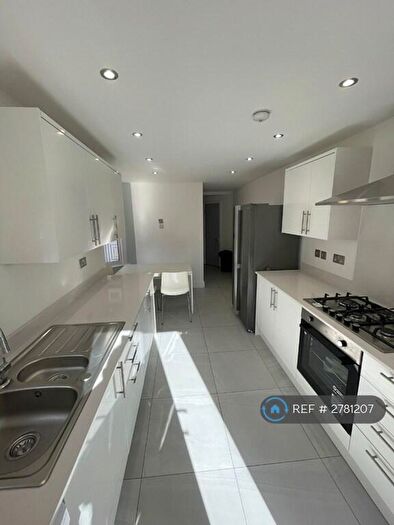 5 Bedroom Terraced House To Rent In Selsdon Road, London, E13