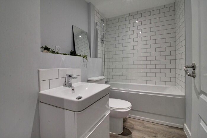 2 Bedroom Apartment To Rent In The Forge, Park Works, Digbeth, Birmingham, B12