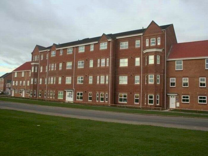2 Bedroom Flat To Rent In Master Road, Thornaby, Stockton-on-tees, TS17