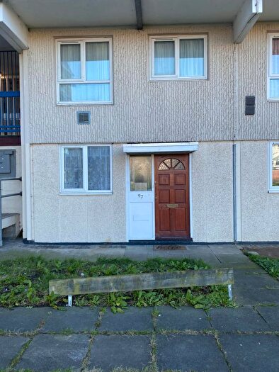 2 Bedroom Flat To Rent In Norman Crescent, Hounslow, TW5