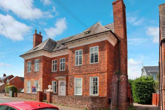 2 Bedroom Flat To Rent In Flat 1, Tan House, 33 Culver Street, Newent, Gloucestershire, GL18