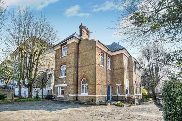 1 Bedroom Flat To Rent In Shooters Hill Road, London, SE3