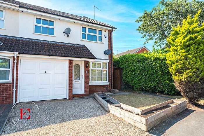 3 Bedroom Property To Rent In Tisdale Rise, Kenilworth, CV8