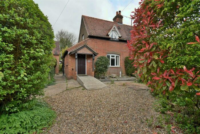 3 Bedroom Semi-Detached House For Sale In Beedon, Newbury, RG20